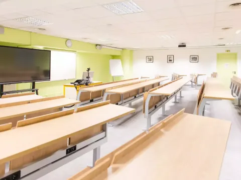 教室